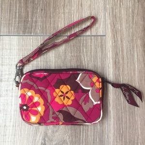 Carnaby Vera Bradley tech wristlet